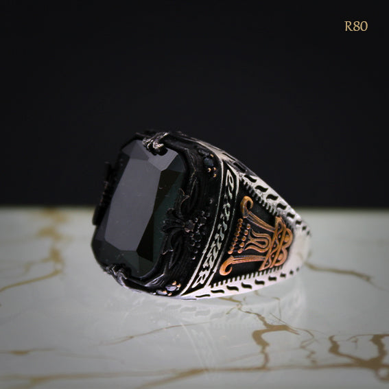 Men's 925 sterling silver ring with stone - R80